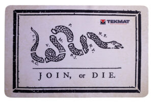 TekMat TEKR17JOIN  Cleaning Mat Black/White Rubber 11"x17" Join or Die Snake